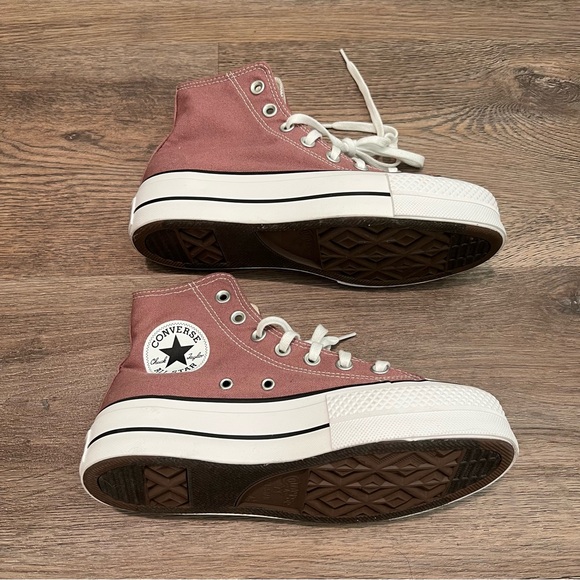 New Converse Chuck Taylor All Star Platform
Lift High-Top Sneaker Plum Size 6.5 - Picture 7 of 14